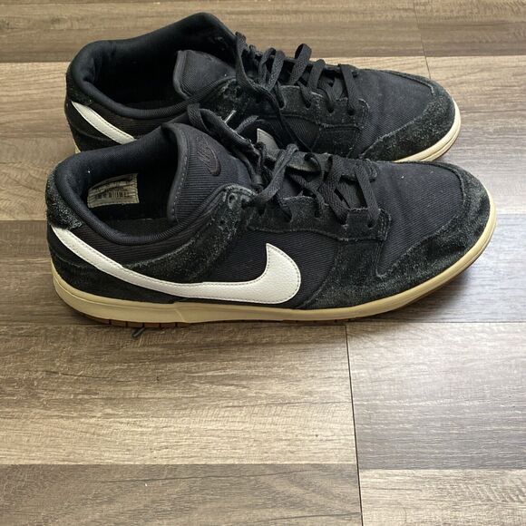Size 12 - Nike Dunk Low SB Black Gum main image 2